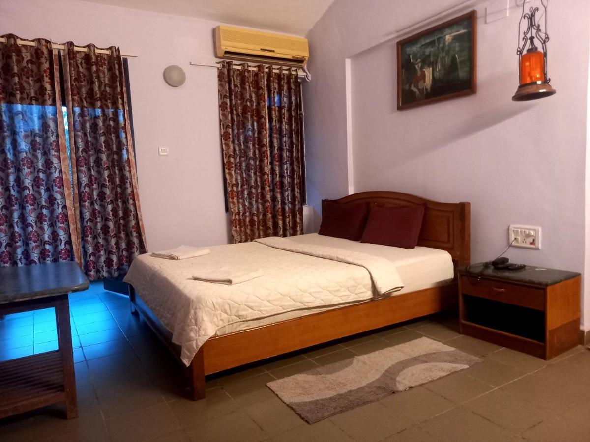 Falcon Resorts Calangute Bagian luar foto