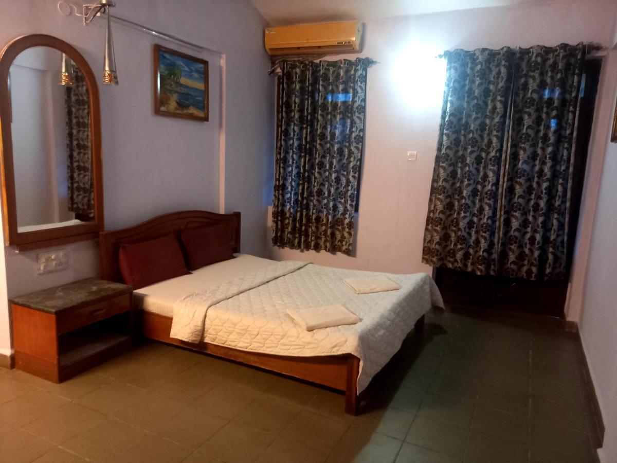 Falcon Resorts Calangute Ruang foto